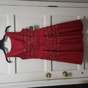 NWT Taylor Cocktail Dress Size 4